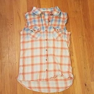 Ombre cutoff red white blue plaid shirt